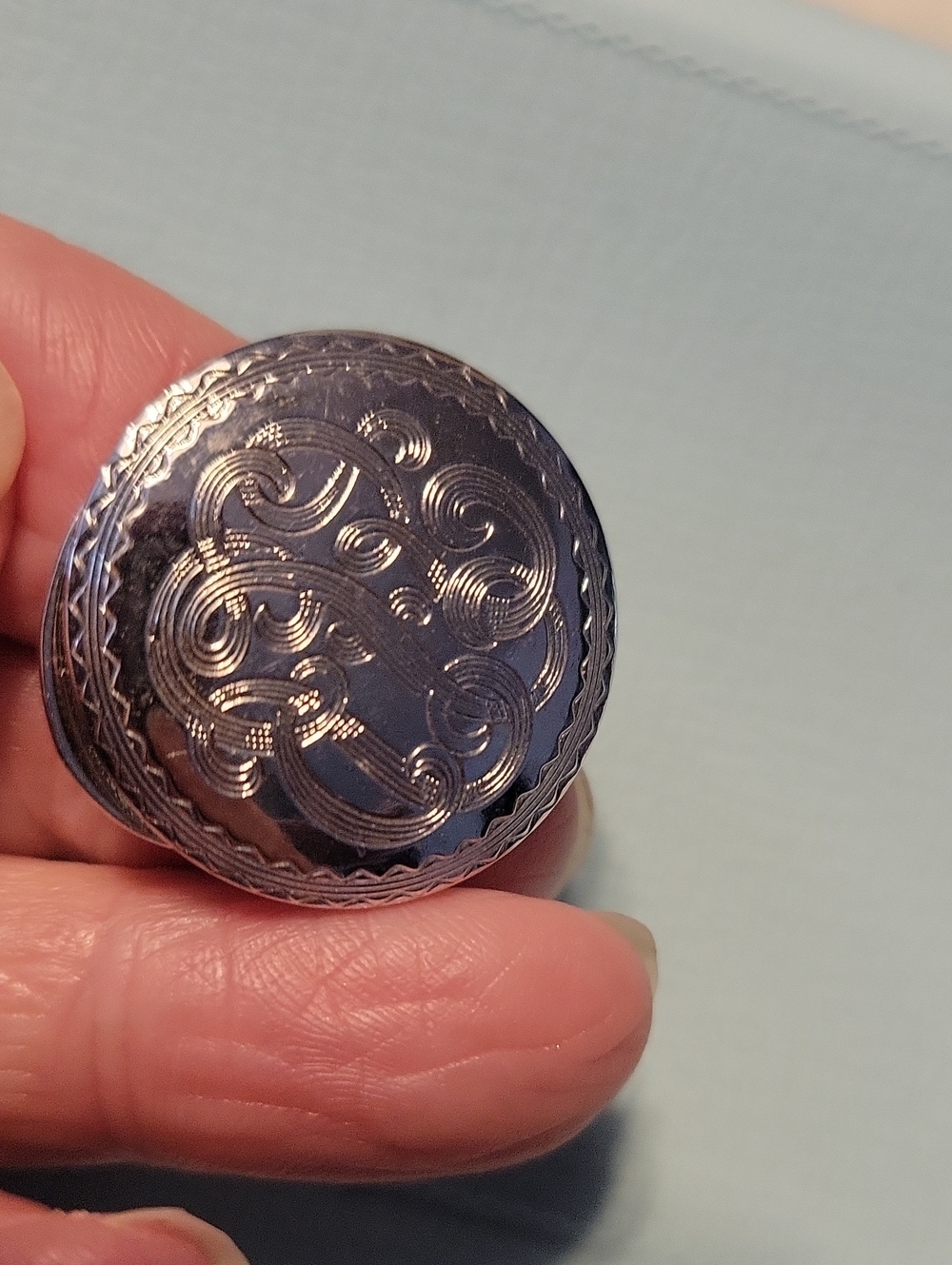 VINTAGE SCARF CLIP